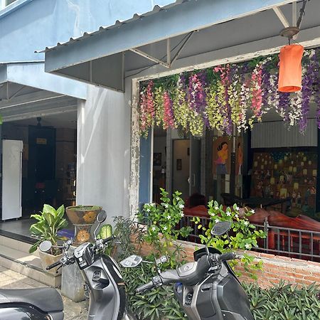 Memory 2 Hotel Phuket Exterior photo