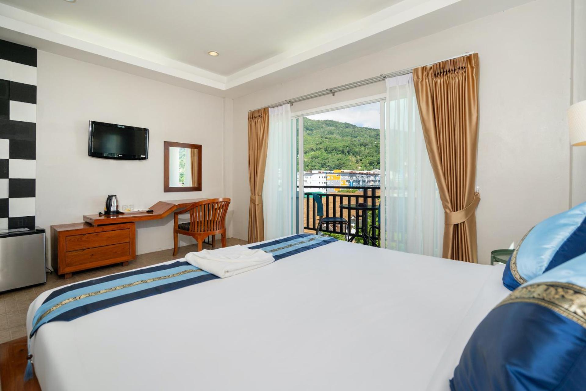 Memory 2 Hotel Phuket Exterior photo