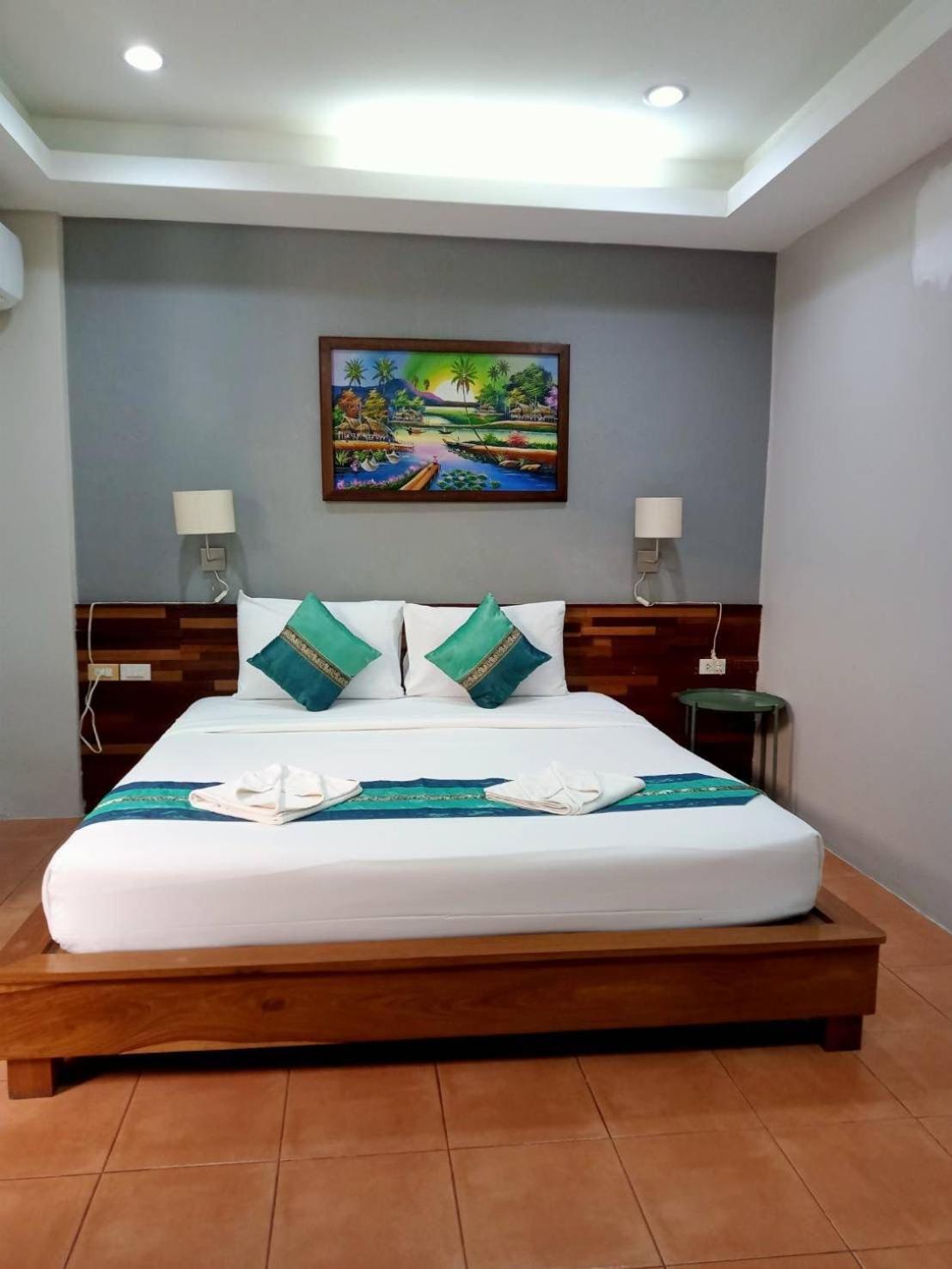 Memory 2 Hotel Phuket Exterior photo