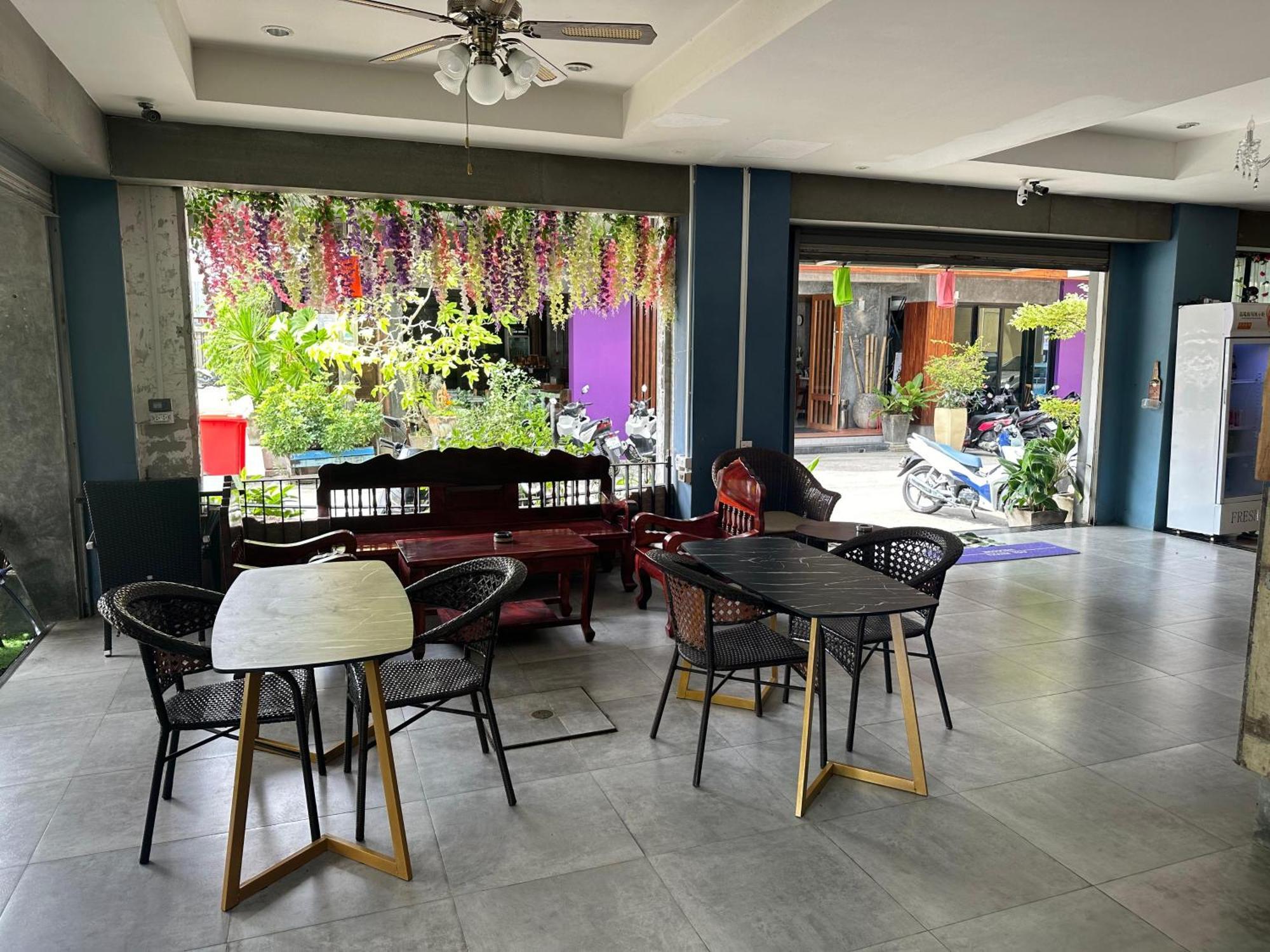 Memory 2 Hotel Phuket Exterior photo