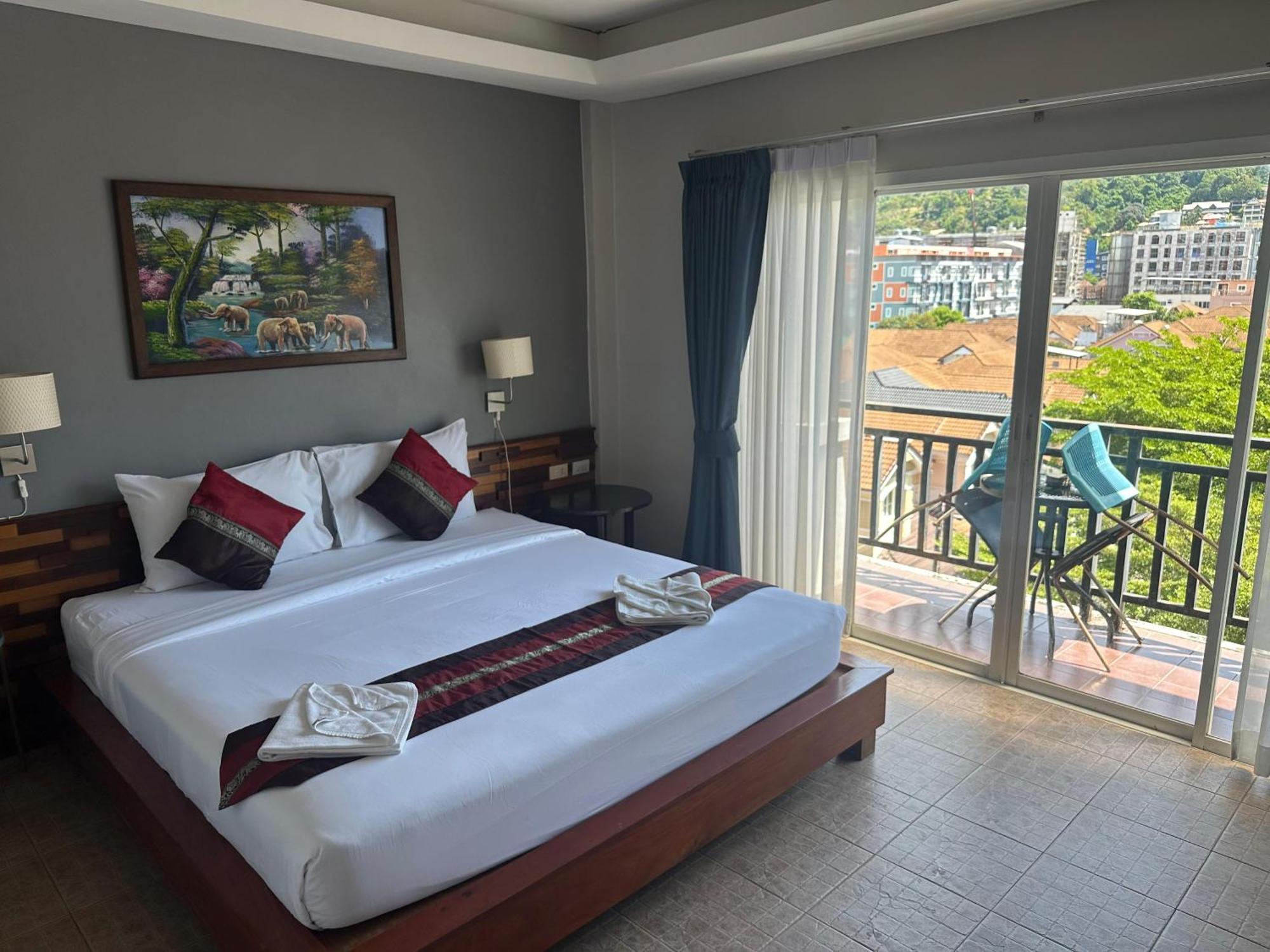 Memory 2 Hotel Phuket Exterior photo